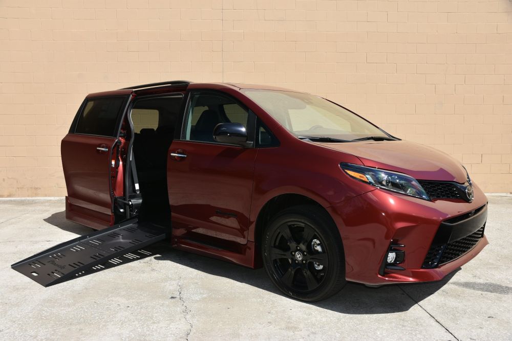 toyota sienna 2020 5TDXZ3DC1LS065130 image toyota sienna 2020 5TDXZ3DC1LS065130 image
