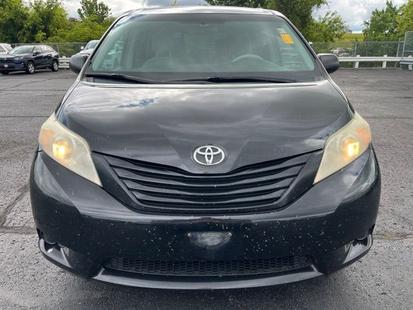 toyota sienna 2011 5TDKA3DC9BS002390 image toyota sienna 2011 5TDKA3DC9BS002390 image