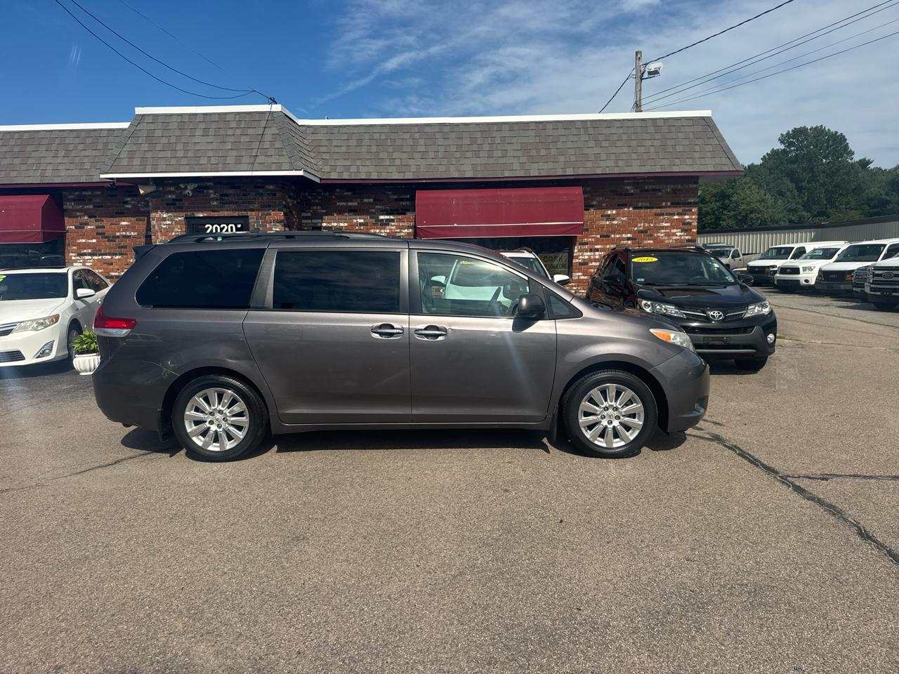 toyota sienna 2011 5TDDK3DC3BS005467 image toyota sienna 2011 5TDDK3DC3BS005467 image