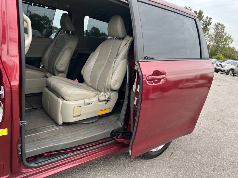 toyota sienna 2011 5TDDK3DC3BS023399 image toyota sienna 2011 5TDDK3DC3BS023399 image