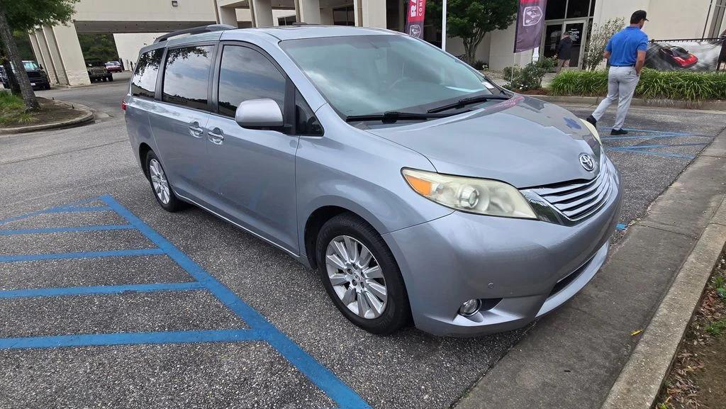 toyota sienna 2011 5TDDK3DCXBS021939 image toyota sienna 2011 5TDDK3DCXBS021939 image