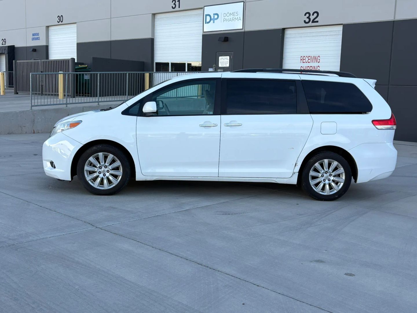 toyota sienna 2011 5TDDK3DC9BS023973 image toyota sienna 2011 5TDDK3DC9BS023973 image