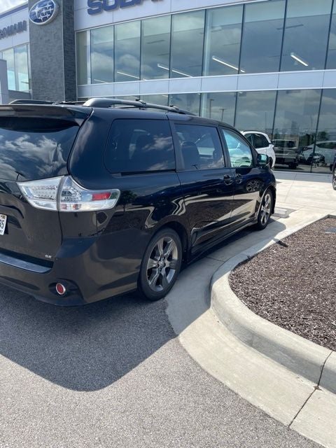 toyota sienna 2011 5TDXK3DC0BS141536 image toyota sienna 2011 5TDXK3DC0BS141536 image