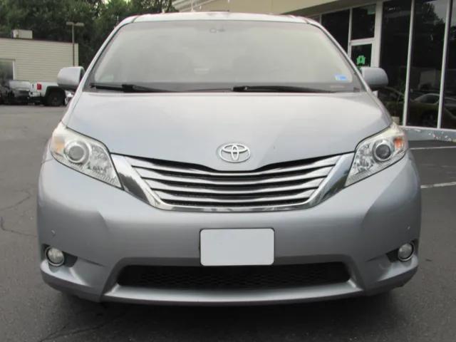 toyota sienna 2011 5TDDK3DC5BS021203 image toyota sienna 2011 5TDDK3DC5BS021203 image