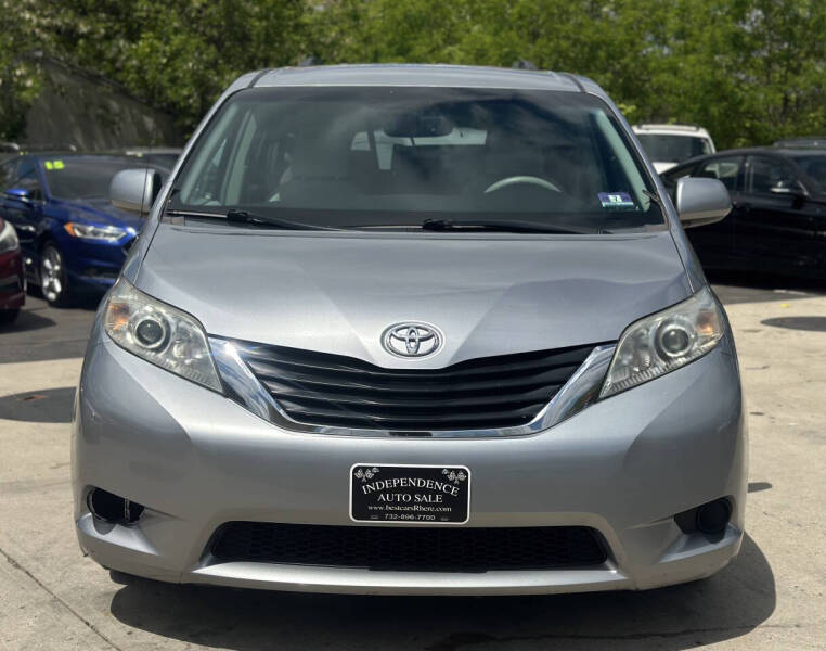 toyota sienna 2011 5TDKK3DC4BS016453 image toyota sienna 2011 5TDKK3DC4BS016453 image