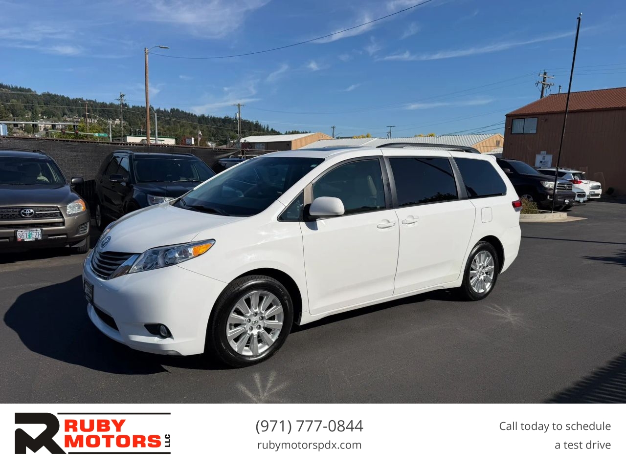 toyota sienna 2011 5TDDK3DC5BS007303 image toyota sienna 2011 5TDDK3DC5BS007303 image