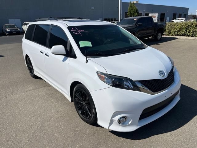 toyota sienna 2013 5TDXK3DC8DS353751 image toyota sienna 2013 5TDXK3DC8DS353751 image