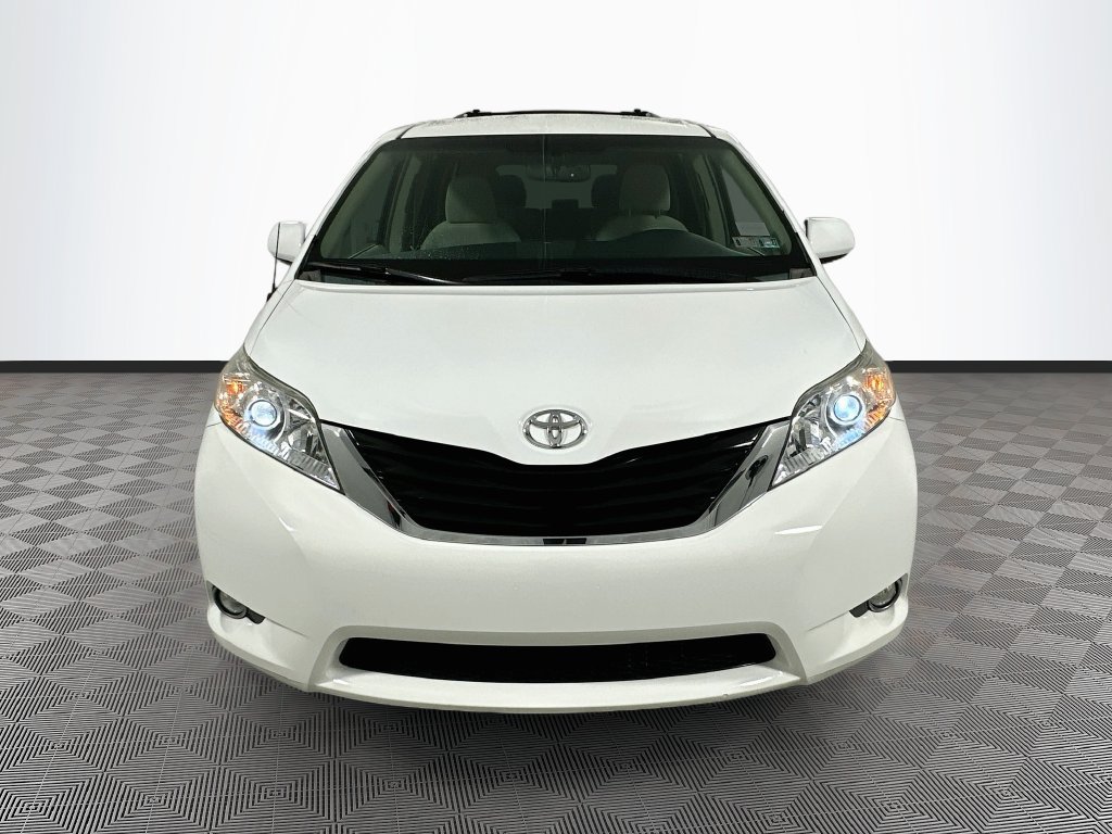 toyota sienna 2013 5TDJK3DC0DS061467 image toyota sienna 2013 5TDJK3DC0DS061467 image
