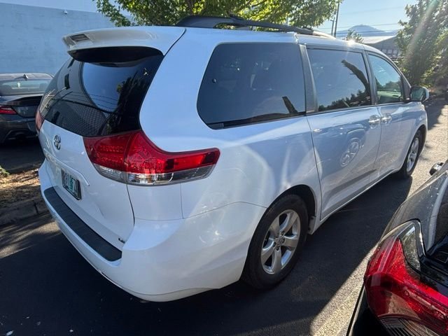 toyota sienna 2013 5TDKK3DC5DS306137 image toyota sienna 2013 5TDKK3DC5DS306137 image