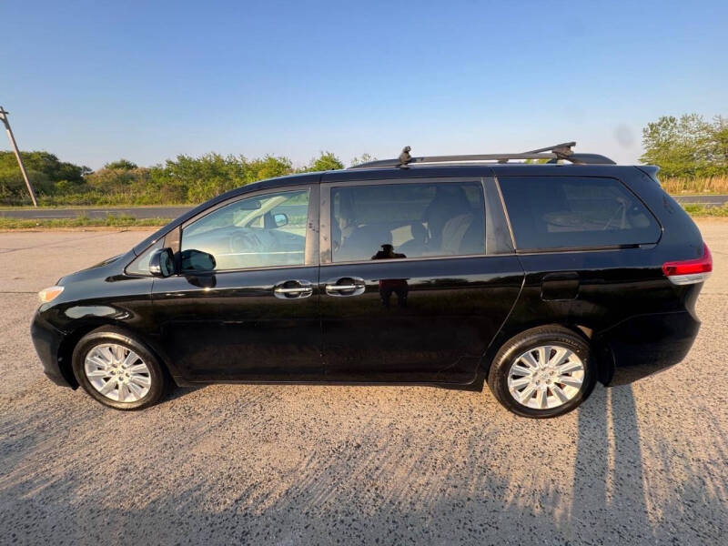 toyota sienna 2013 5TDDK3DC9DS055163 image toyota sienna 2013 5TDDK3DC9DS055163 image