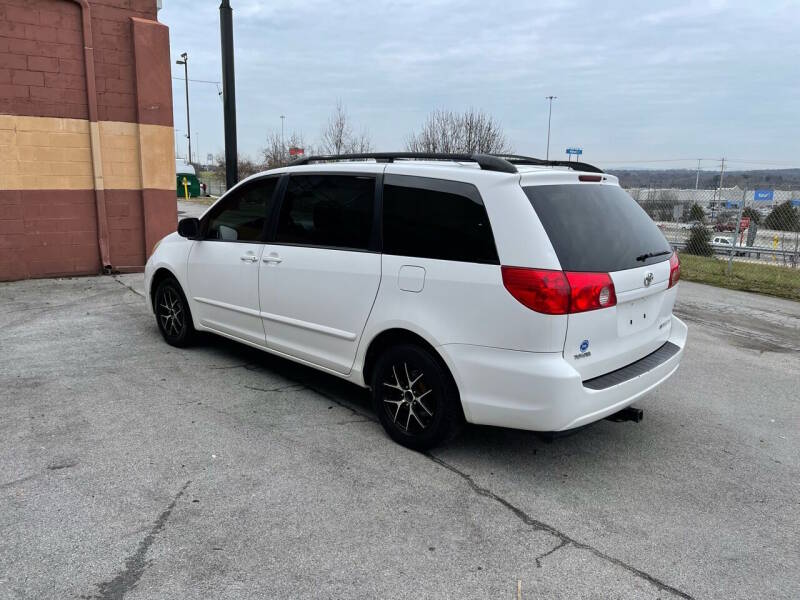 toyota sienna 2010 5TDKK4CC9AS328631 image toyota sienna 2010 5TDKK4CC9AS328631 image