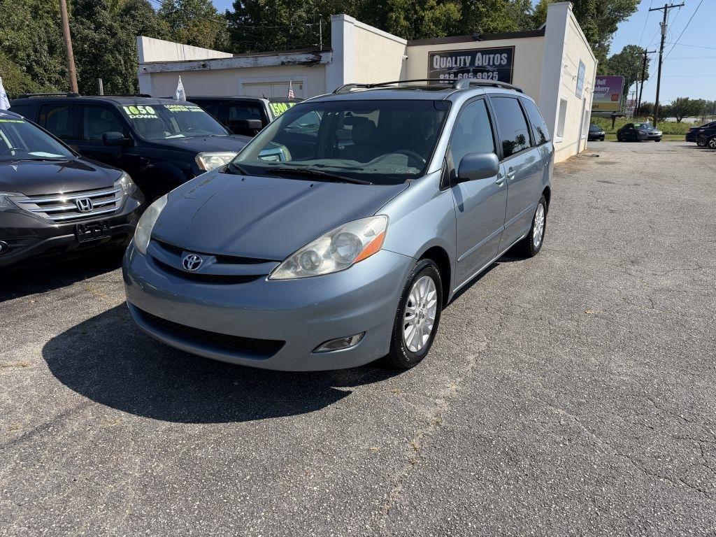 toyota sienna 2010 5TDYK4CC5AS297534 image toyota sienna 2010 5TDYK4CC5AS297534 image