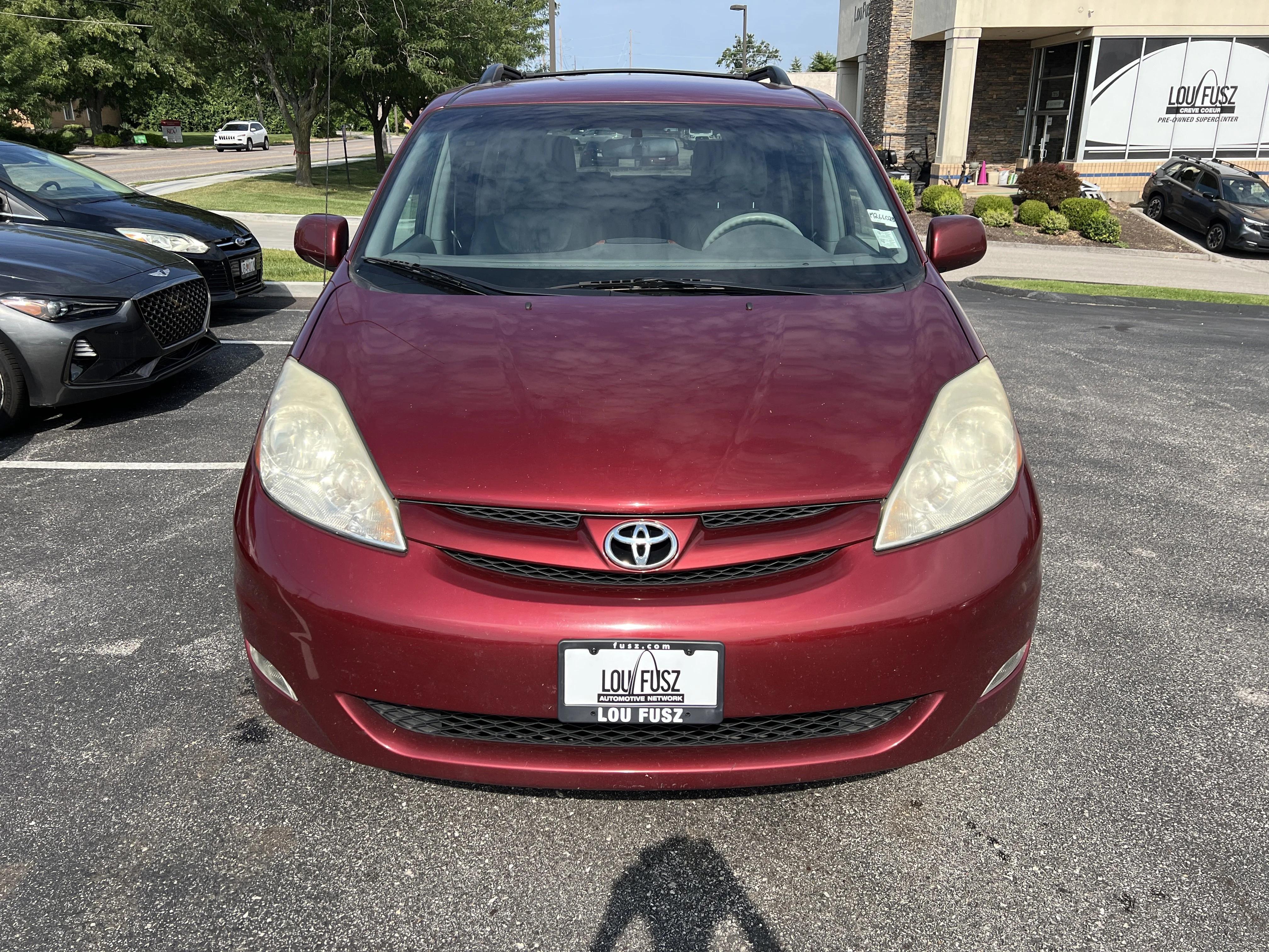 toyota sienna 2010 5TDYK4CCXAS310889 image toyota sienna 2010 5TDYK4CCXAS310889 image