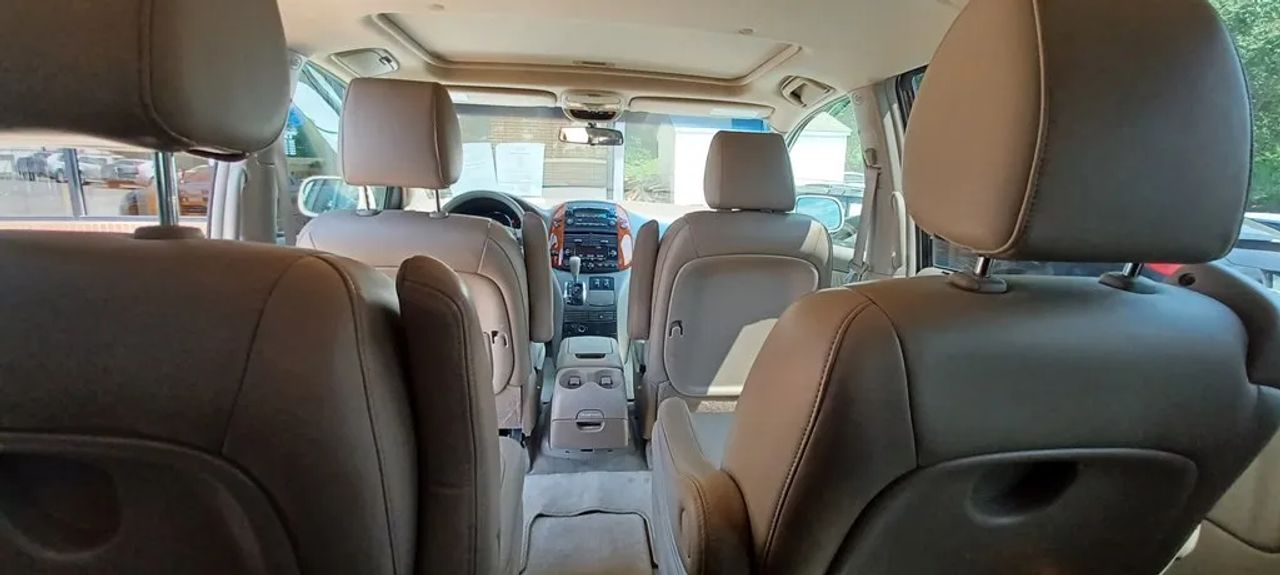 toyota sienna 2010 5TDYK4CC7AS326161 image toyota sienna 2010 5TDYK4CC7AS326161 image