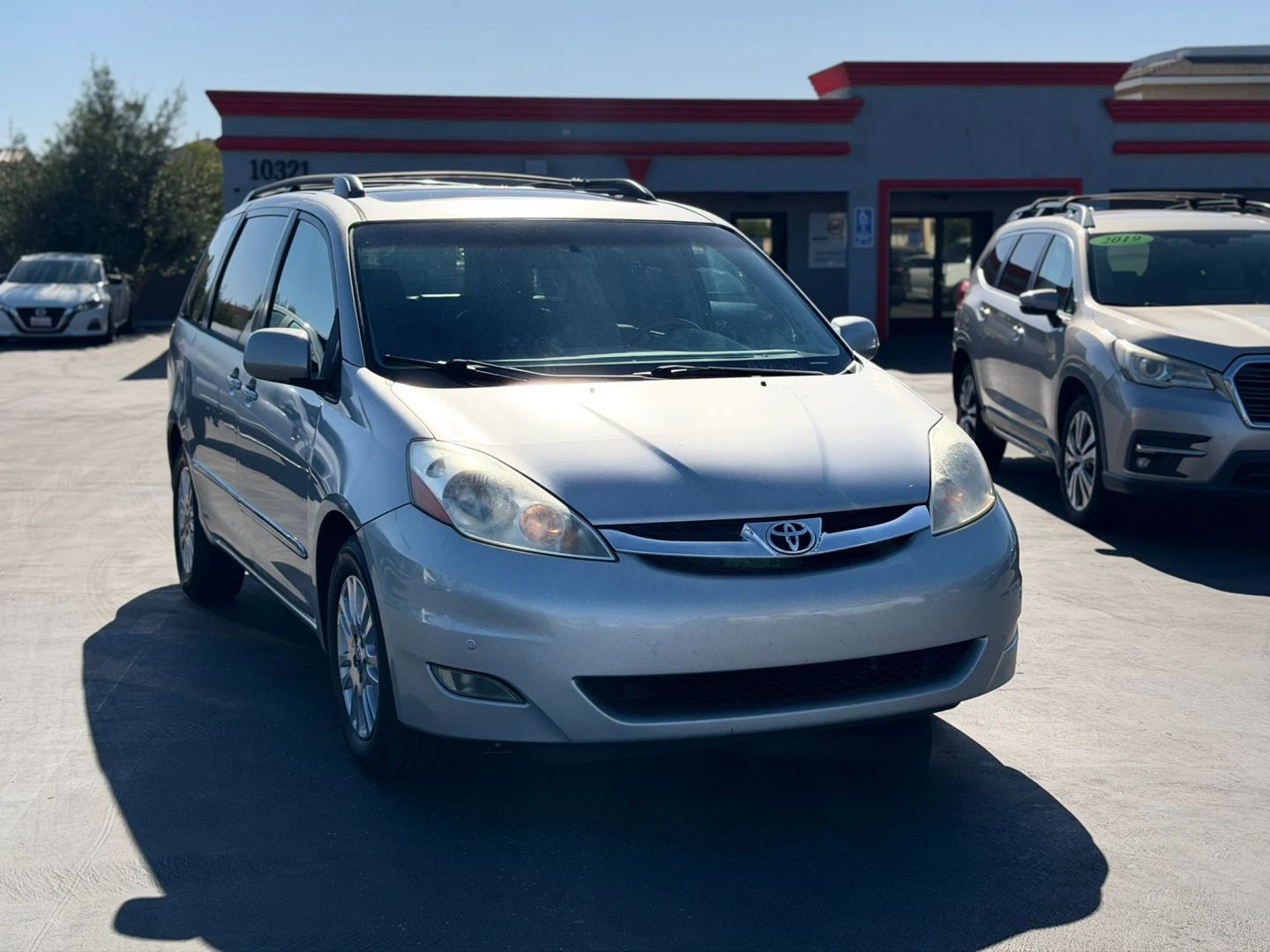 toyota sienna 2010 5TDYK4CC4AS335111 image toyota sienna 2010 5TDYK4CC4AS335111 image