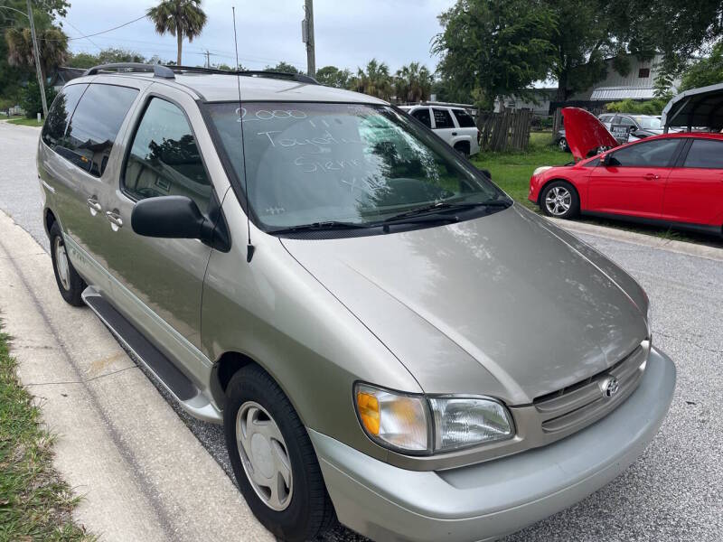 toyota sienna 2000 4T3ZF13C7YU200608 image toyota sienna 2000 4T3ZF13C7YU200608 image