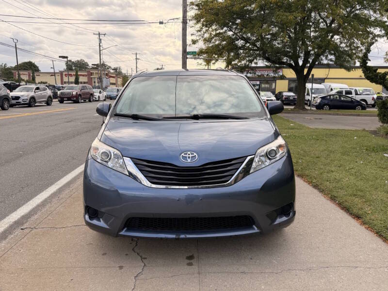 toyota sienna 2014 5TDJK3DC6ES080302 image toyota sienna 2014 5TDJK3DC6ES080302 image