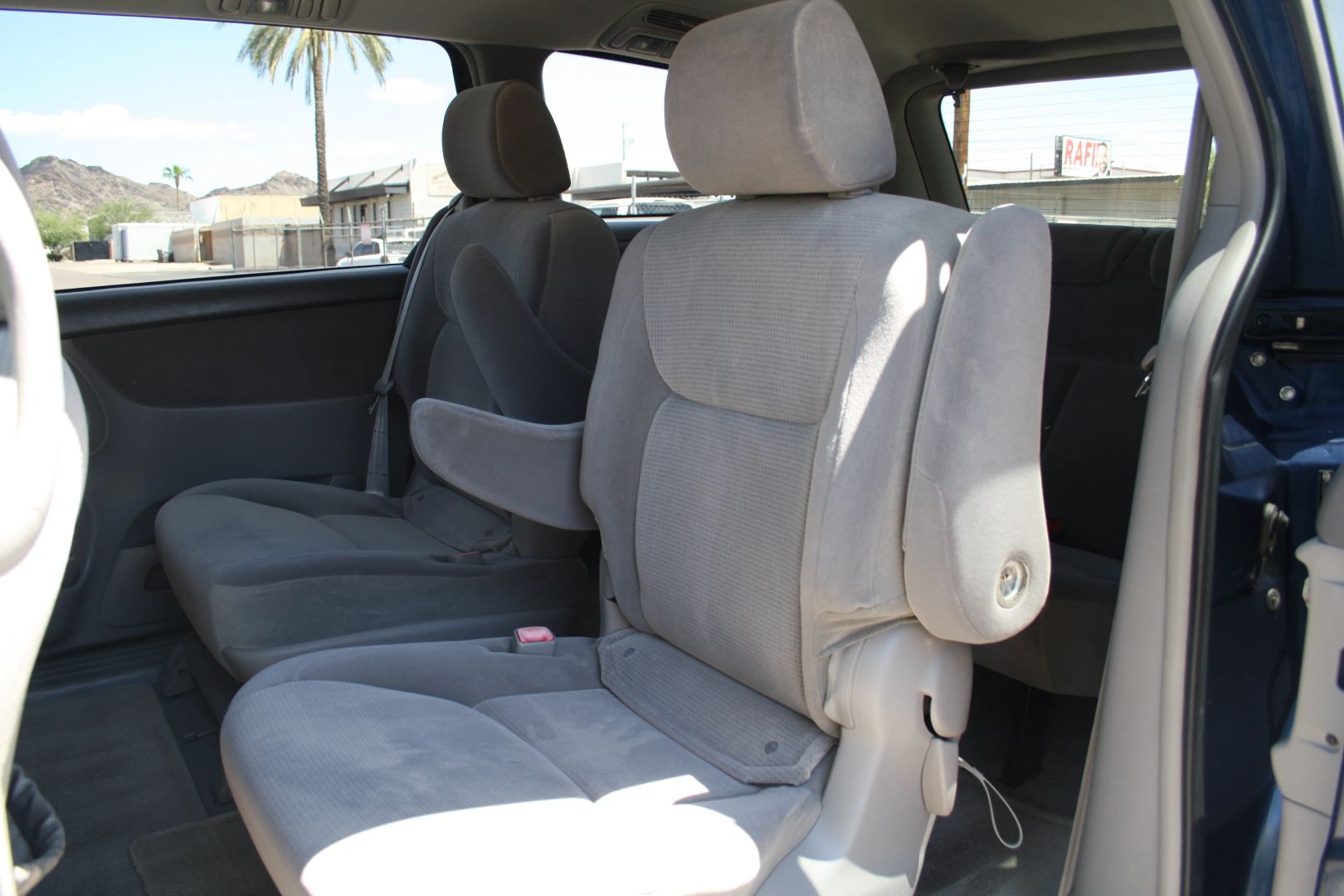 toyota sienna 2005 5TDZA23C55S380267 image toyota sienna 2005 5TDZA23C55S380267 image