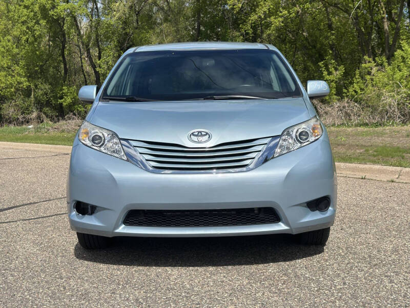 toyota sienna 2015 5TDKK3DC3FS609436 image toyota sienna 2015 5TDKK3DC3FS609436 image