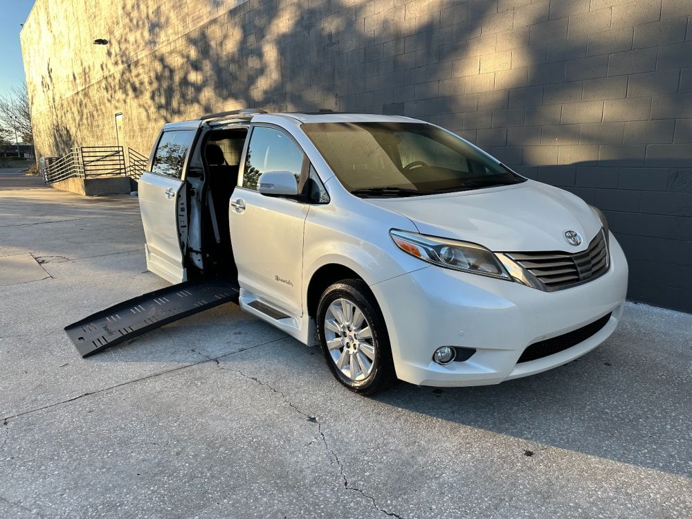 toyota sienna 2015 5TDYK3DC6FS643235 image toyota sienna 2015 5TDYK3DC6FS643235 image