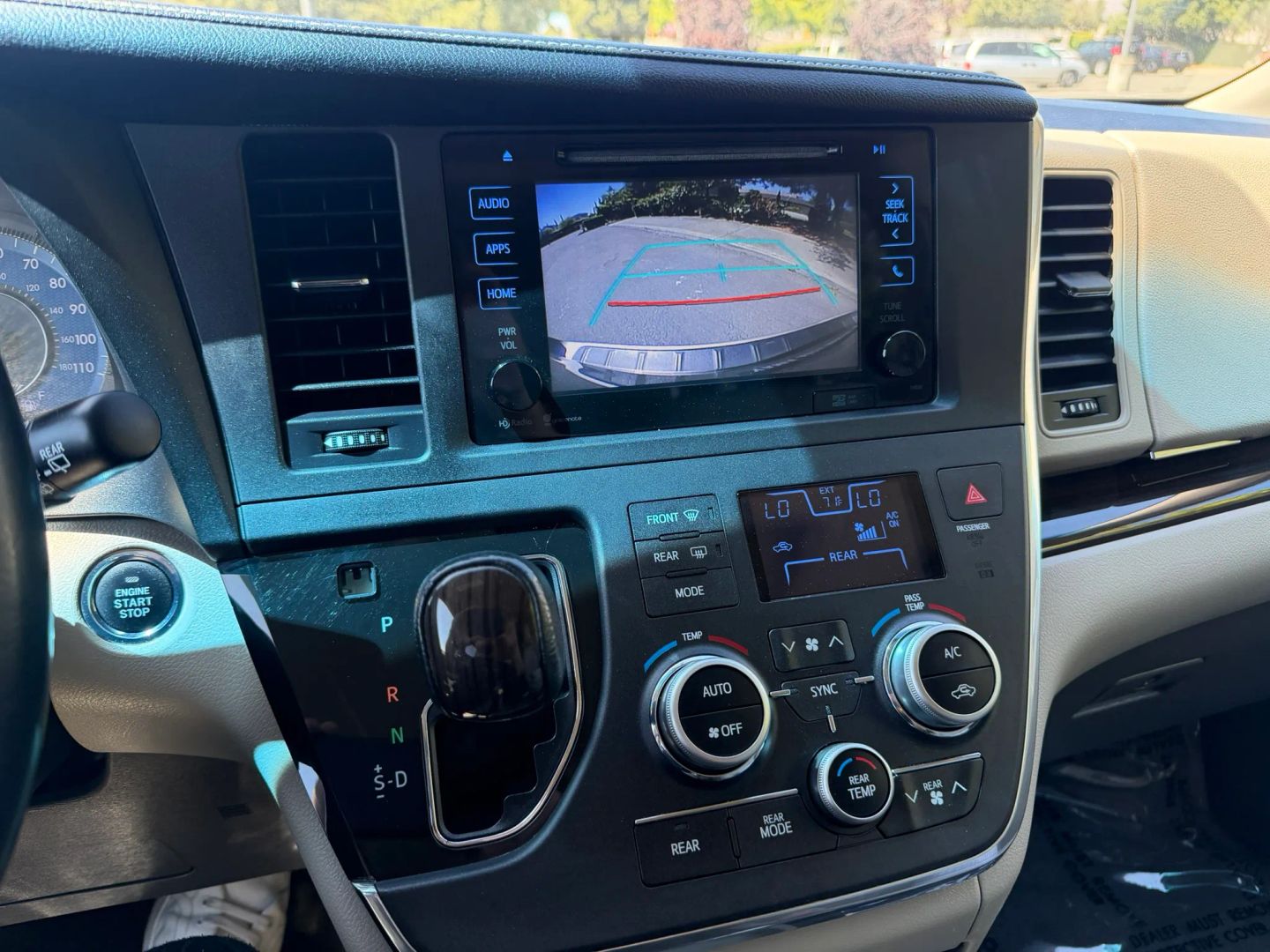 toyota sienna 2015 5TDYK3DC8FS544447 image toyota sienna 2015 5TDYK3DC8FS544447 image