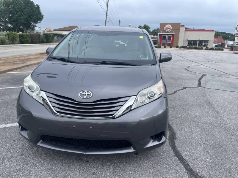 toyota sienna 2015 5TDJK3DC3FS112236 image toyota sienna 2015 5TDJK3DC3FS112236 image