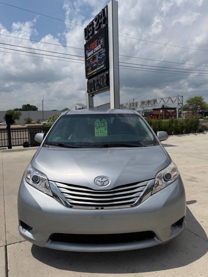 toyota sienna 2015 5TDKK3DC8FS665422 image toyota sienna 2015 5TDKK3DC8FS665422 image