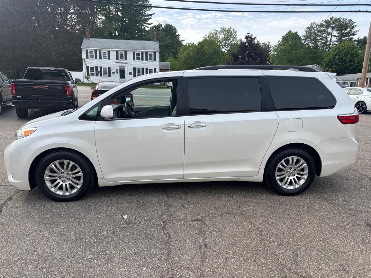 toyota sienna 2015 5TDYK3DC8FS652731 image toyota sienna 2015 5TDYK3DC8FS652731 image