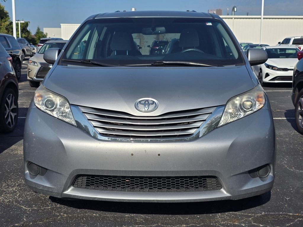 toyota sienna 2015 5TDJK3DC6FS116121 image toyota sienna 2015 5TDJK3DC6FS116121 image