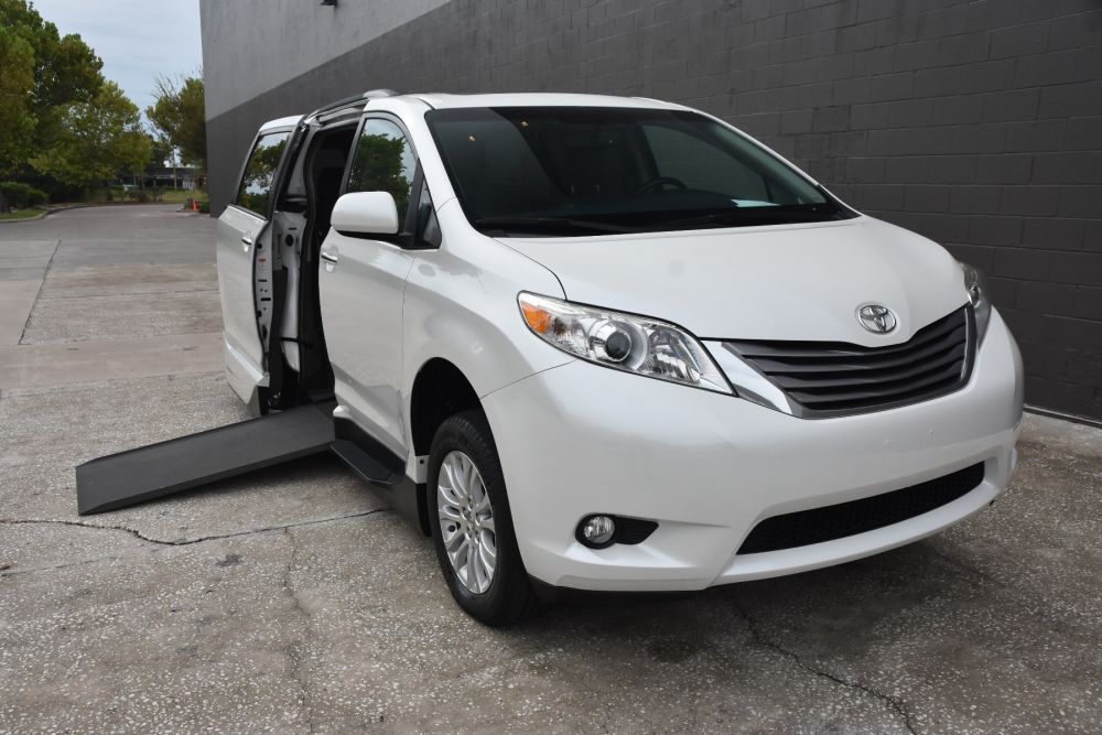 toyota sienna 2015 5TDYK3DC8FS662613 image toyota sienna 2015 5TDYK3DC8FS662613 image