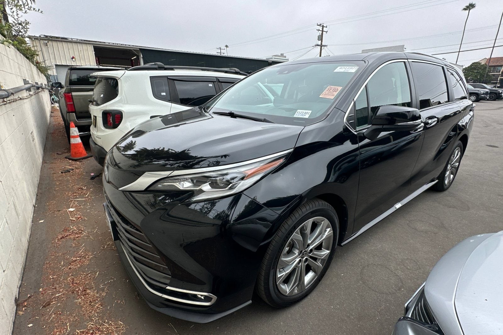 toyota sienna 2022 5TDERKEC0NS121481 image toyota sienna 2022 5TDERKEC0NS121481 image