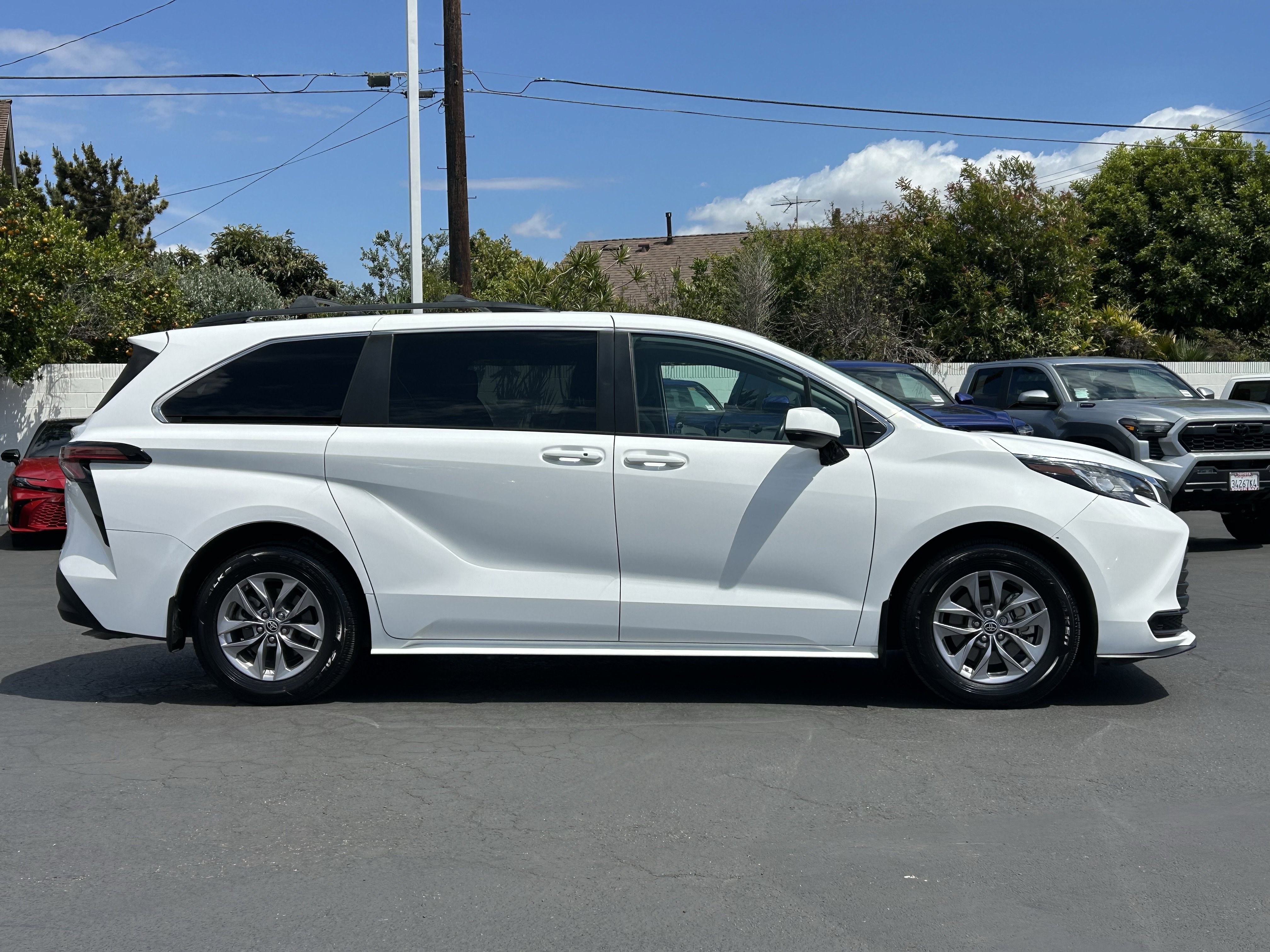 toyota sienna 2022 5TDBRKEC6NS132827 image toyota sienna 2022 5TDBRKEC6NS132827 image
