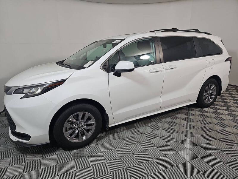 toyota sienna 2022 5TDBSKFC5NS067567 image toyota sienna 2022 5TDBSKFC5NS067567 image