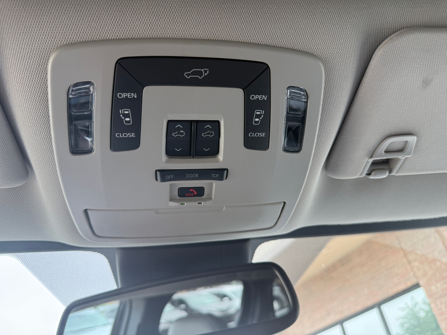 toyota sienna 2025 5TDYRKECXSS232936 image toyota sienna 2025 5TDYRKECXSS232936 image