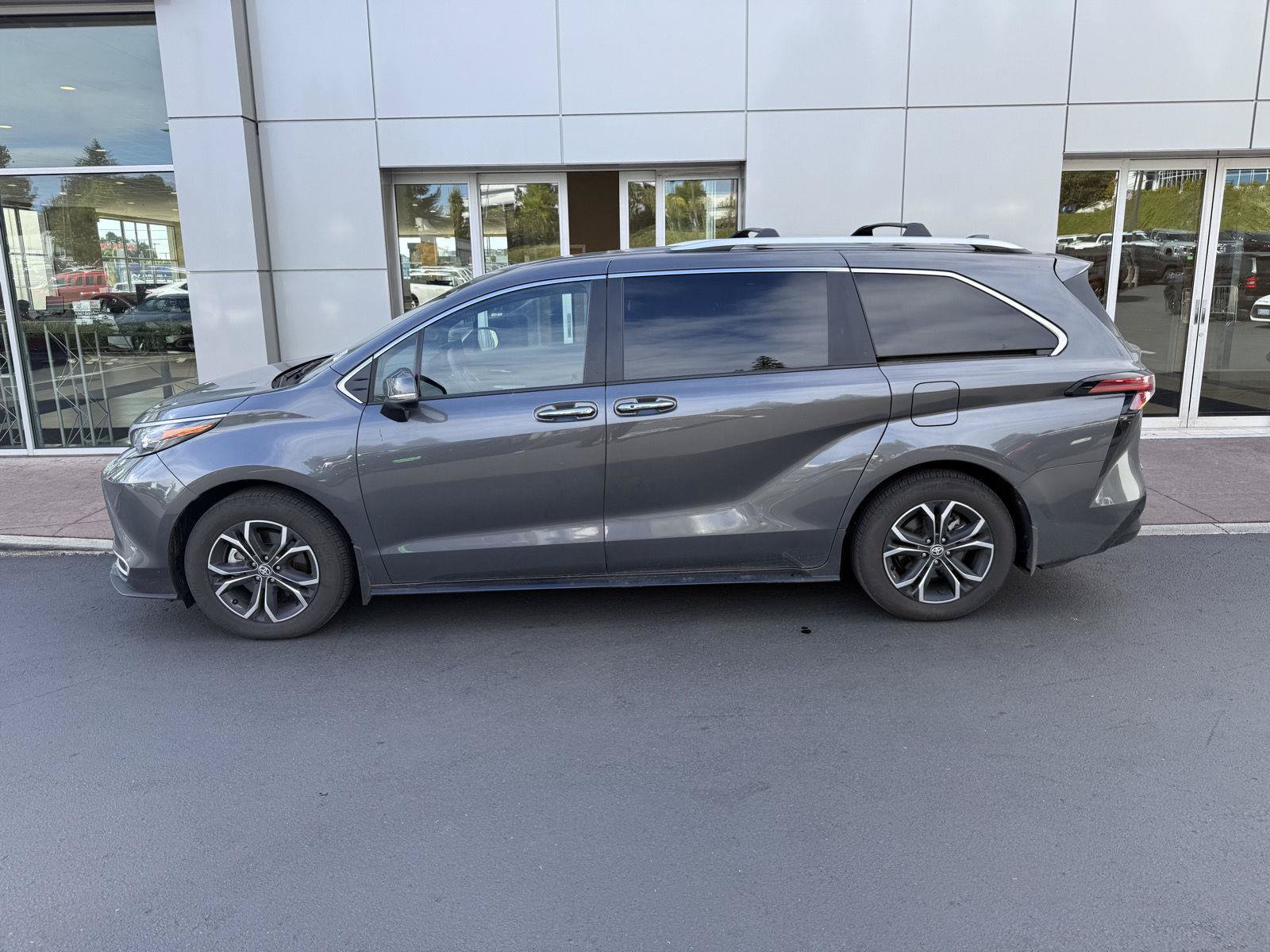 toyota sienna 2025 5TDESKFC3SS224151 image toyota sienna 2025 5TDESKFC3SS224151 image