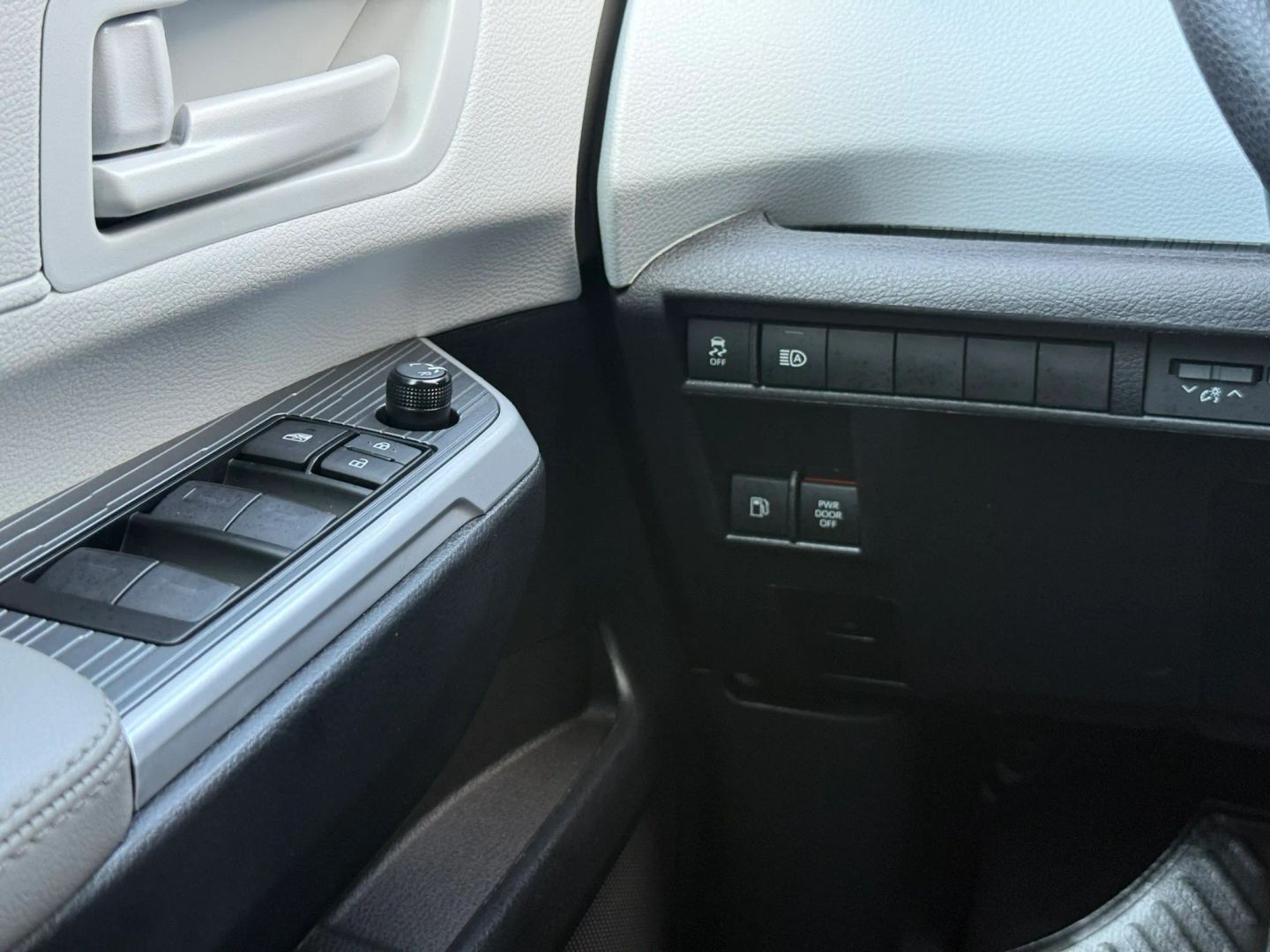 toyota sienna 2025 5TDKSKFC2SS194675 image toyota sienna 2025 5TDKSKFC2SS194675 image