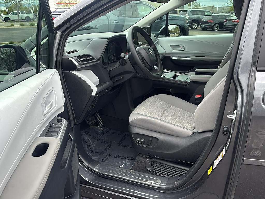 toyota sienna 2025 5TDKSKFC4SS226817 image toyota sienna 2025 5TDKSKFC4SS226817 image