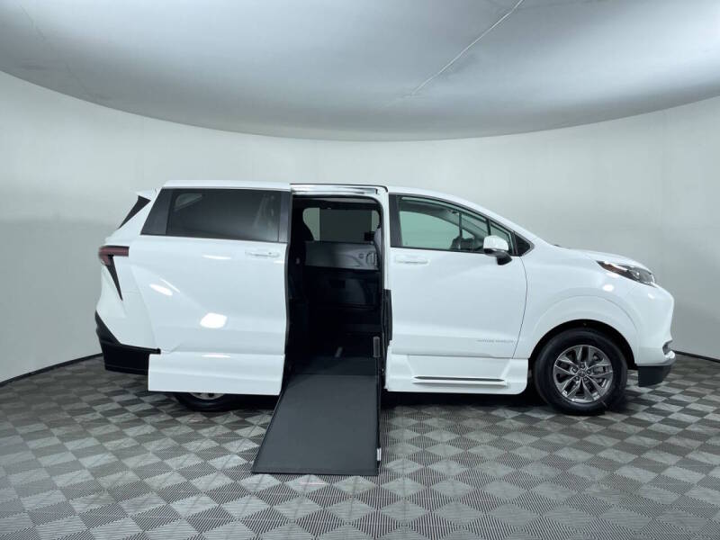 toyota sienna 2025 5TDKSKFC9SS210645 image toyota sienna 2025 5TDKSKFC9SS210645 image