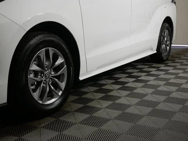 toyota sienna 2025 5TDKRKEC8SS250163 image toyota sienna 2025 5TDKRKEC8SS250163 image