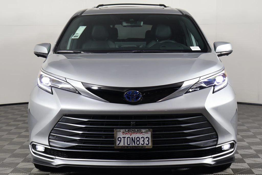 toyota sienna 2025 5TDERKEC5SS255592 image toyota sienna 2025 5TDERKEC5SS255592 image