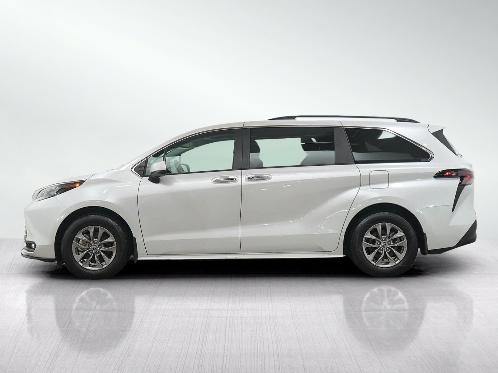toyota sienna 2025 5TDJSKFC0SS203725 image toyota sienna 2025 5TDJSKFC0SS203725 image