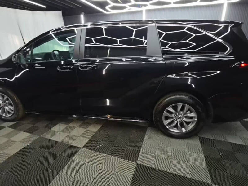 toyota sienna 2025 5TDKRKEC1SS226500 image toyota sienna 2025 5TDKRKEC1SS226500 image