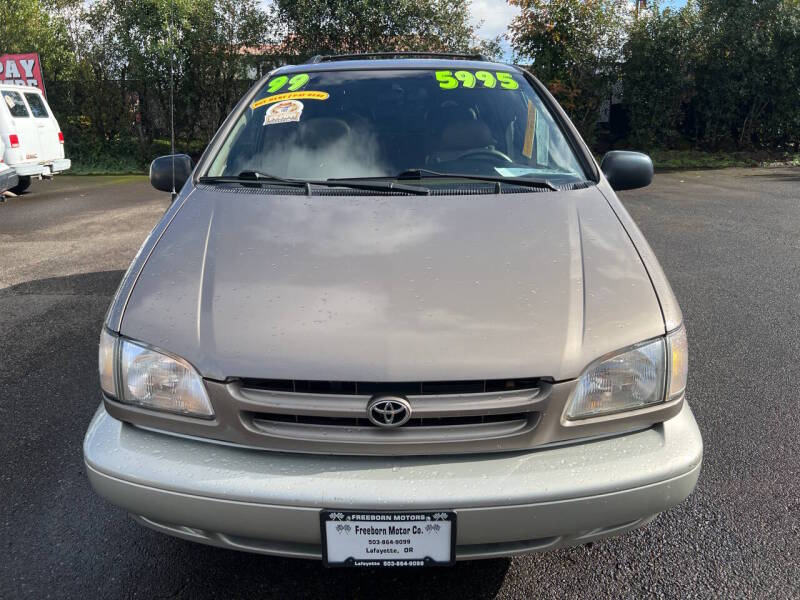 toyota sienna 1999 4T3ZF13C7XU124094 image toyota sienna 1999 4T3ZF13C7XU124094 image