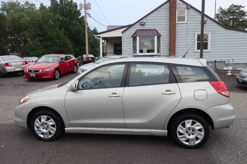 toyota matrix 2004 2T1LR32E14C204590 image toyota matrix 2004 2T1LR32E14C204590 image