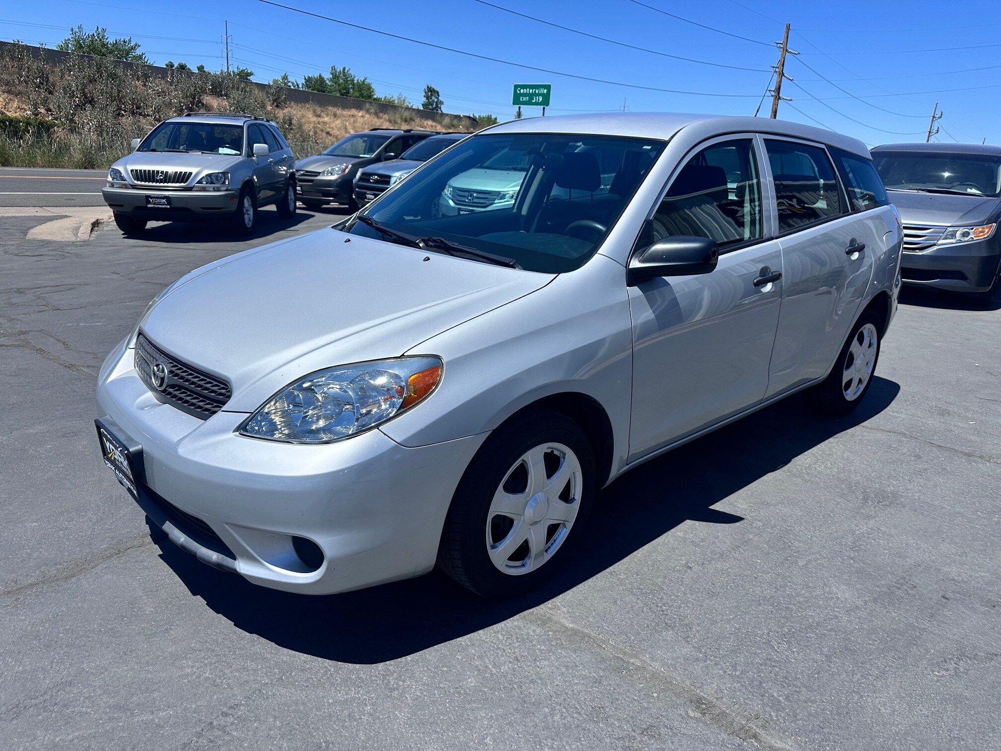 toyota matrix 2005 2T1KR32E35C400804 image toyota matrix 2005 2T1KR32E35C400804 image