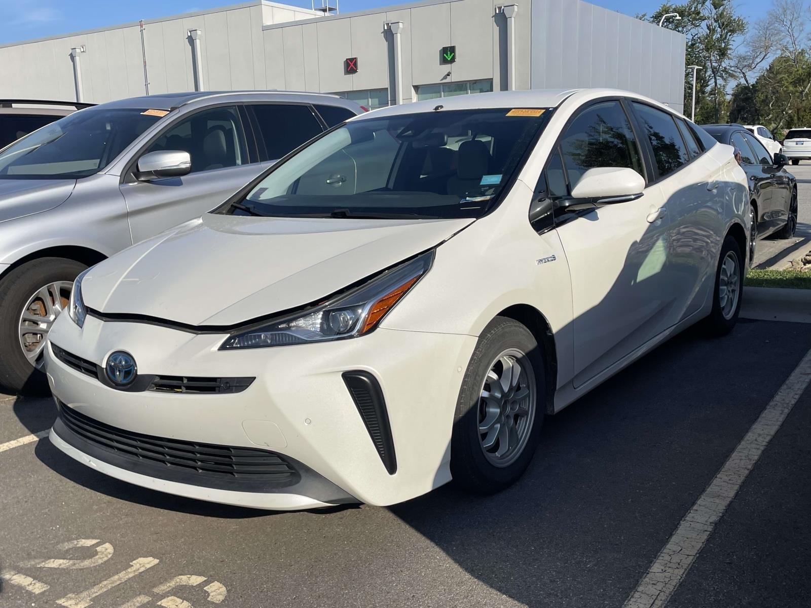 toyota prius 2019 JTDKARFU8K3091847 image