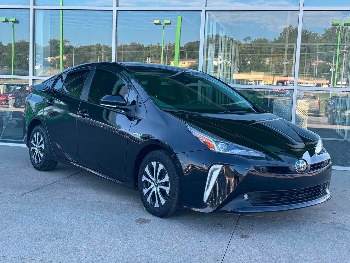 toyota prius 2021 JTDL9MFU2M3026902 image