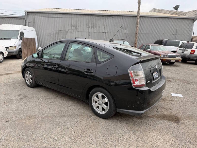 toyota prius 2005 JTDKB20U753016817 image toyota prius 2005 JTDKB20U753016817 image