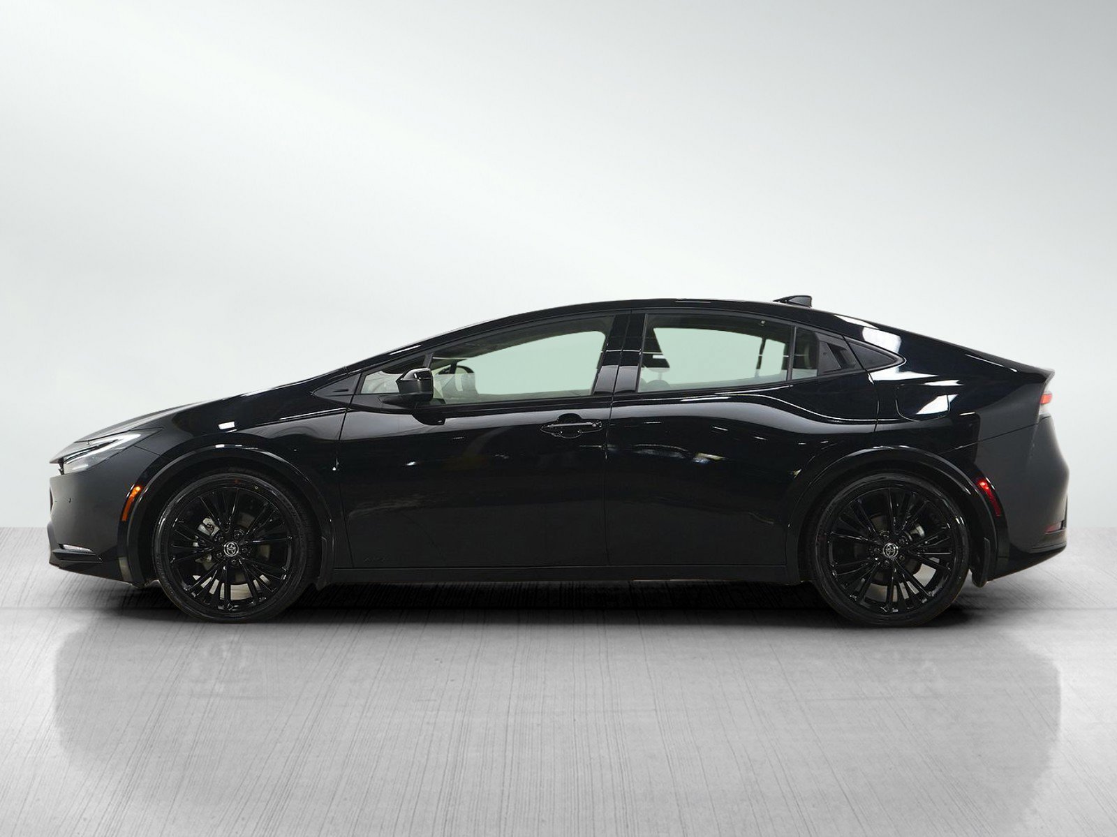 toyota prius 2025 JTDADABU0S3025819 image