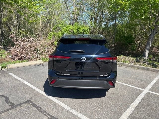 toyota highlander 2023 5TDKDRBH8PS524993 image toyota highlander 2023 5TDKDRBH8PS524993 image
